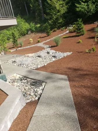 Local outdoor landscaping for homes in Everett, WA by Viscapes HD