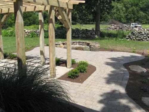 Top-rated yard cleanup service in Brimfield, MA - Vision Landscaping