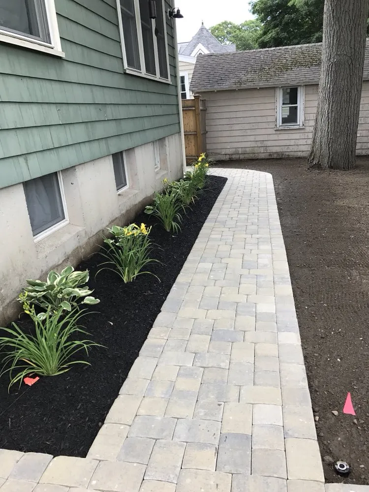 Custom yard maintenance for beautiful yards across Lynn, MA - Vision Landscaping