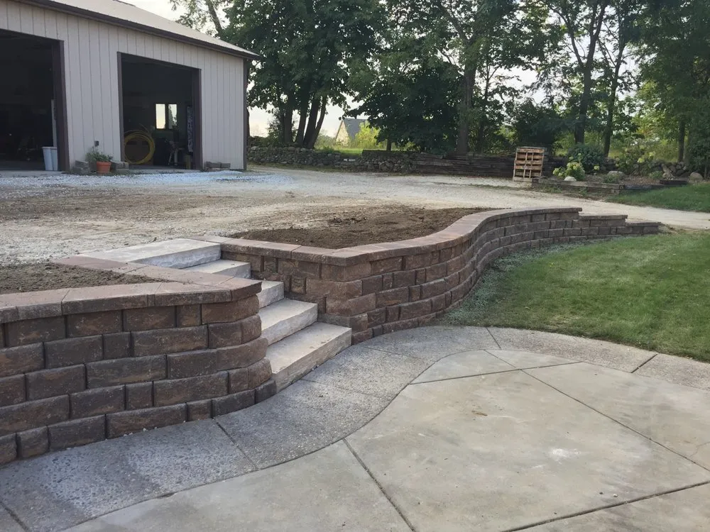 Expert yard maintenance experts serving Modesto, CA - Vision Landscaping