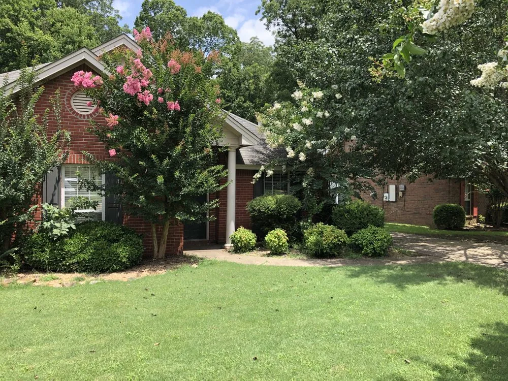 Affordable garden landscaping in Montgomery, AL - Vision Property Services