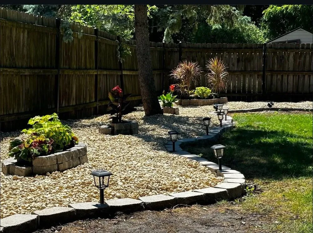 Professional residential landscaping experts serving Oak Forest, IL - Vision Yards