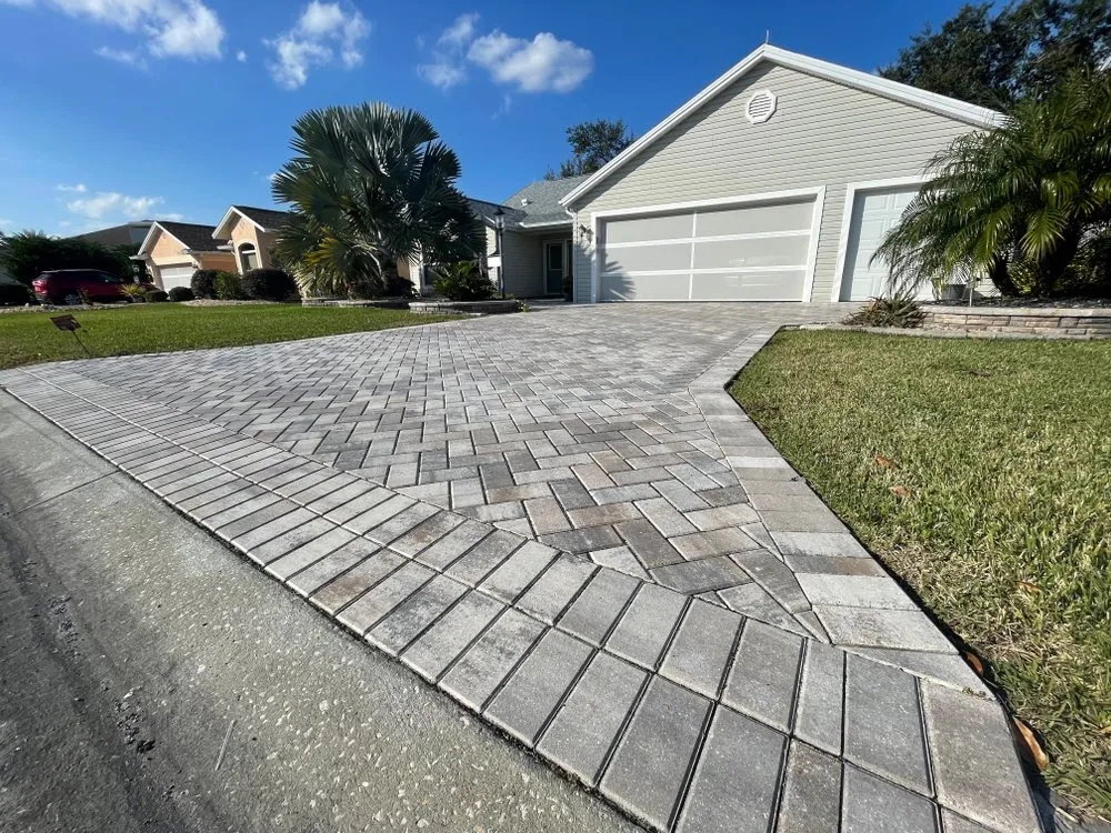 Top-rated lawn care service experts serving MI, MI - VisionScapes