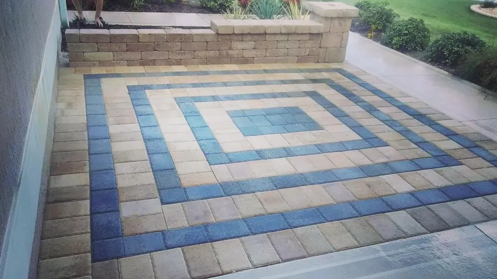 Custom garden landscaping for residential properties in MI, MI by VisionScapes