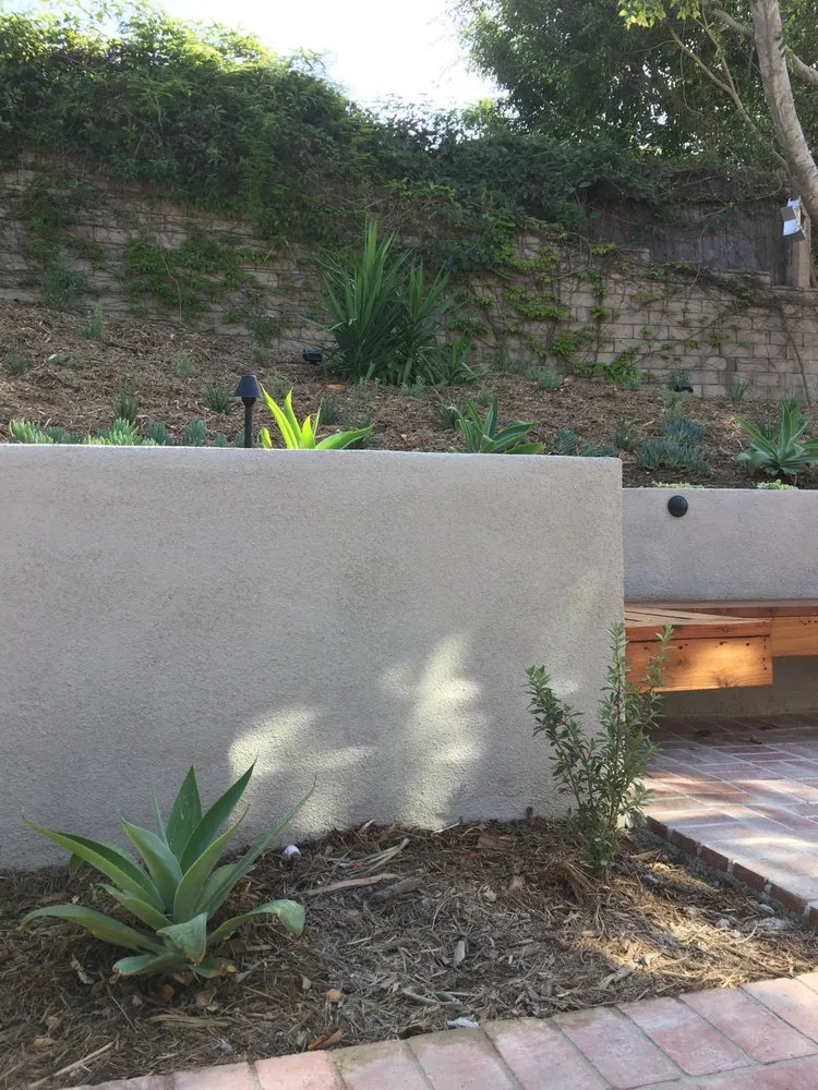 Professional garden landscaping in San Pedro, CA by Vista Dulce