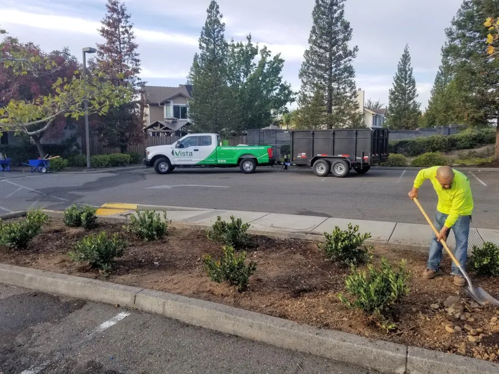 Affordable residential landscaping in Sacramento, CA - Vista Landscape Management