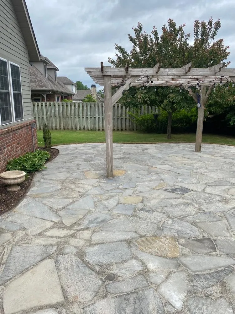 Reliable yard cleanup service with custom design in Springdale, AR by Vista Landscape Management