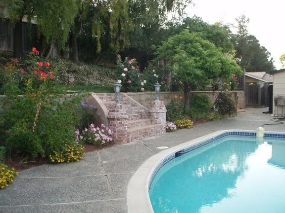 Custom garden landscaping with custom design in San Jose, CA by Vista Landscape