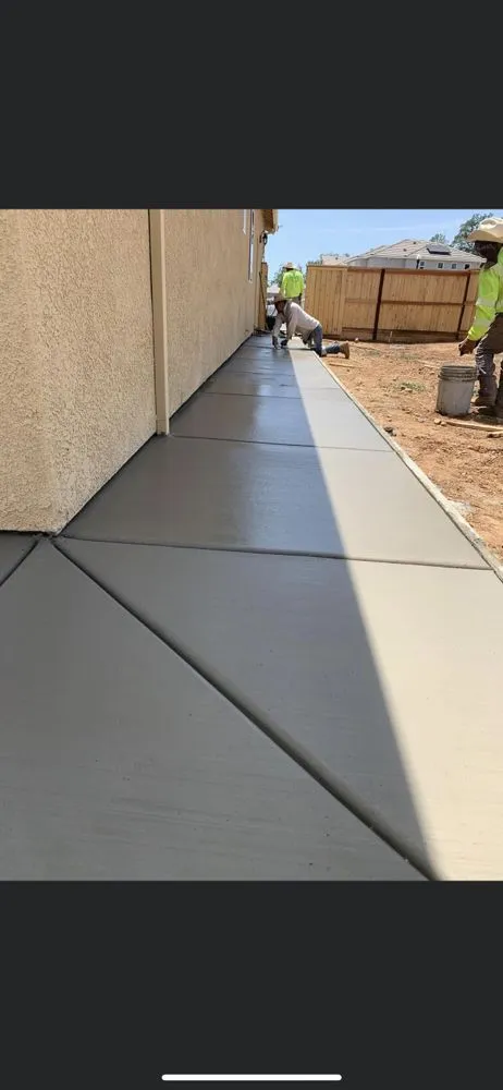 Professional landscape installation experts serving Stockton, CA - Vista Landscape