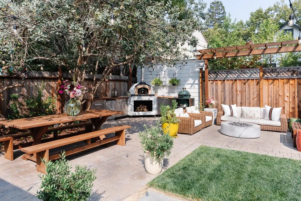 Trusted yard cleanup service experts serving San Mateo, CA - Vista Landscaping