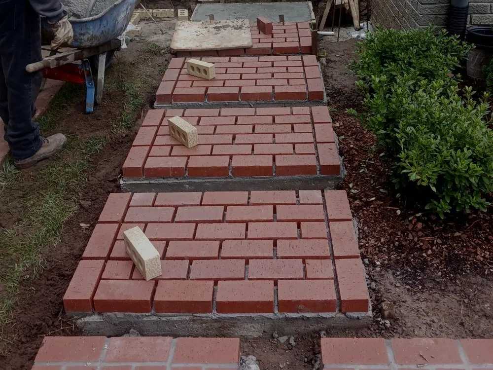 Top-rated lawn mowing service in Tulsa, OK by Vista Landscaping