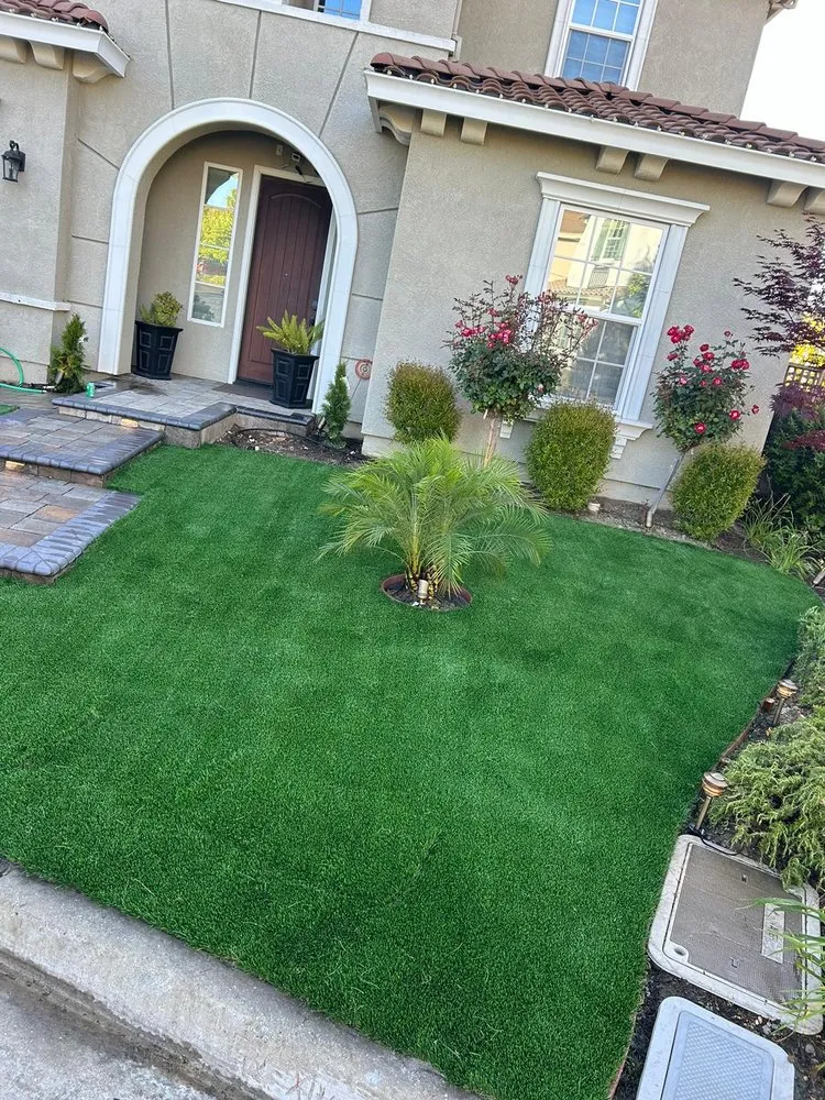 Expert outdoor landscaping for outdoor upgrades in Emerald Hills, CA by Vista Verde Landscaping