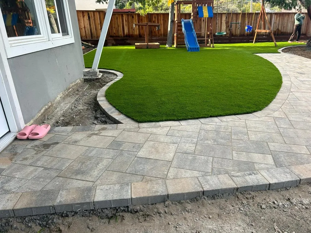 Custom garden landscaping experts serving Emerald Hills, CA - Vista Verde Landscaping