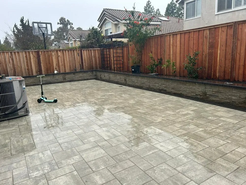 Custom outdoor landscaping in Emerald Hills, CA by Vista Verde Landscaping