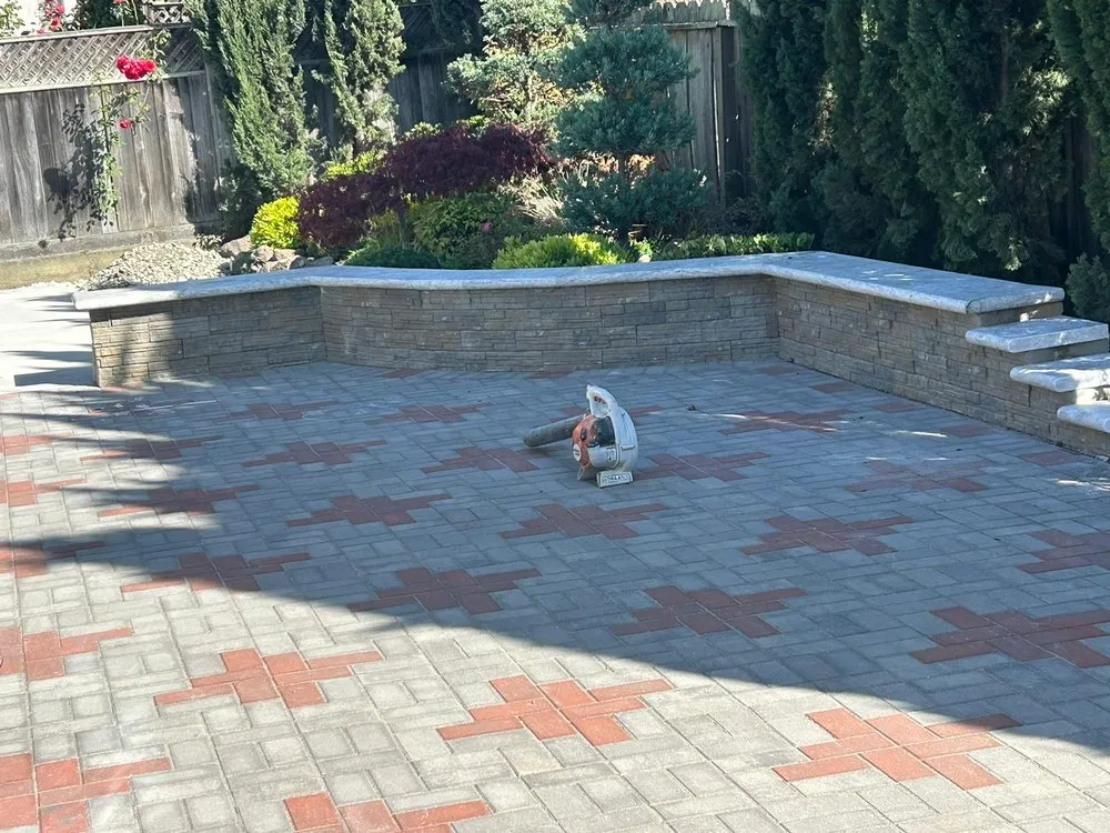 Reliable lawn care service for beautiful yards across Emerald Hills, CA - Vista Verde Landscaping