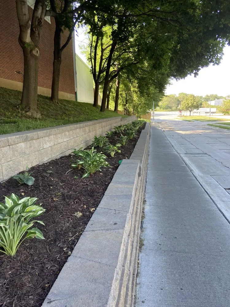 Trusted residential landscaping experts serving Omaha, NE - Vista Verde Landscaping