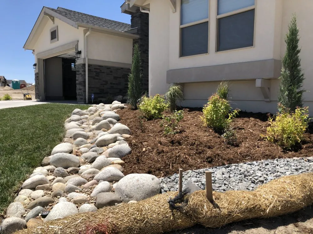 Reliable yard maintenance for residential properties in Monument, CO by VistaCraft