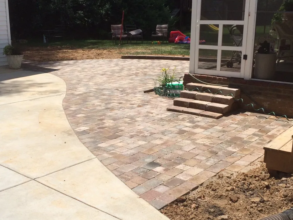 Custom landscape installation in Seatonville, KY by Visual Artist Lawn and Landscape Design