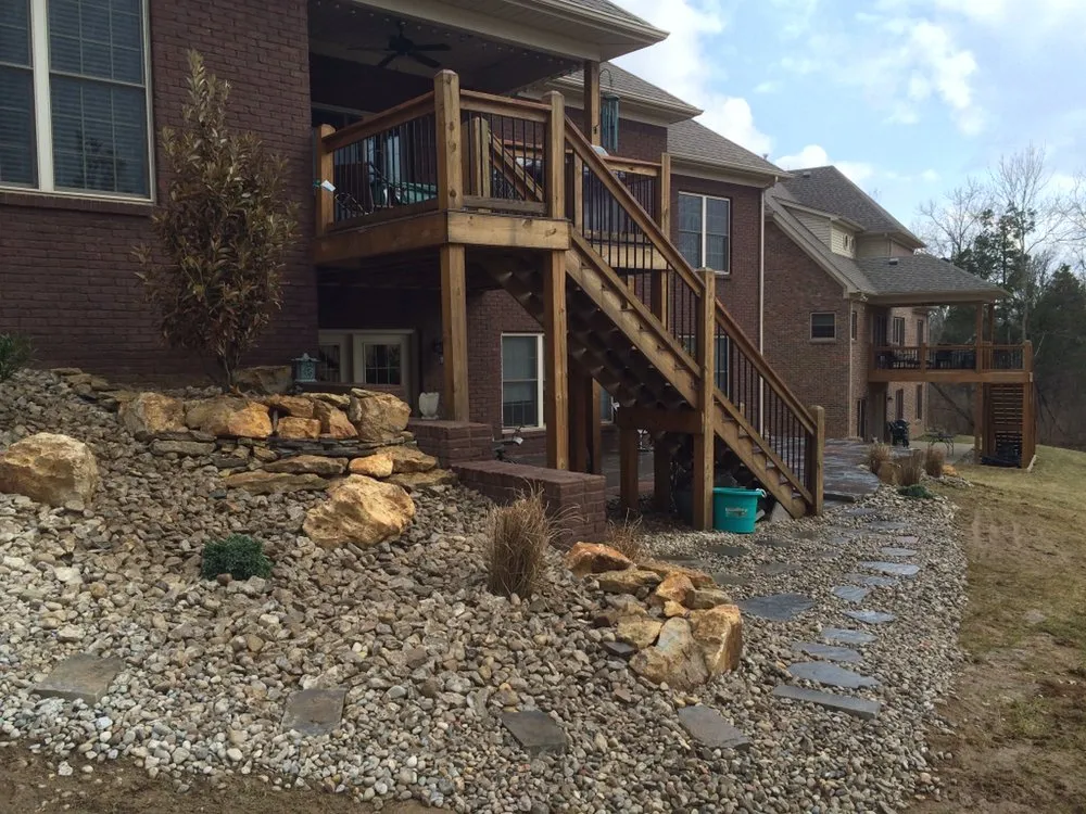 Reliable yard maintenance for homes across Seatonville, KY - Visual Artist Lawn and Landscape Design