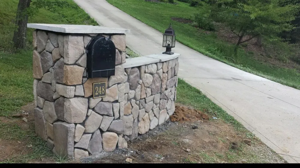 Top-rated lawn mowing service experts serving Seatonville, KY - Visual Artist Lawn and Landscape Design