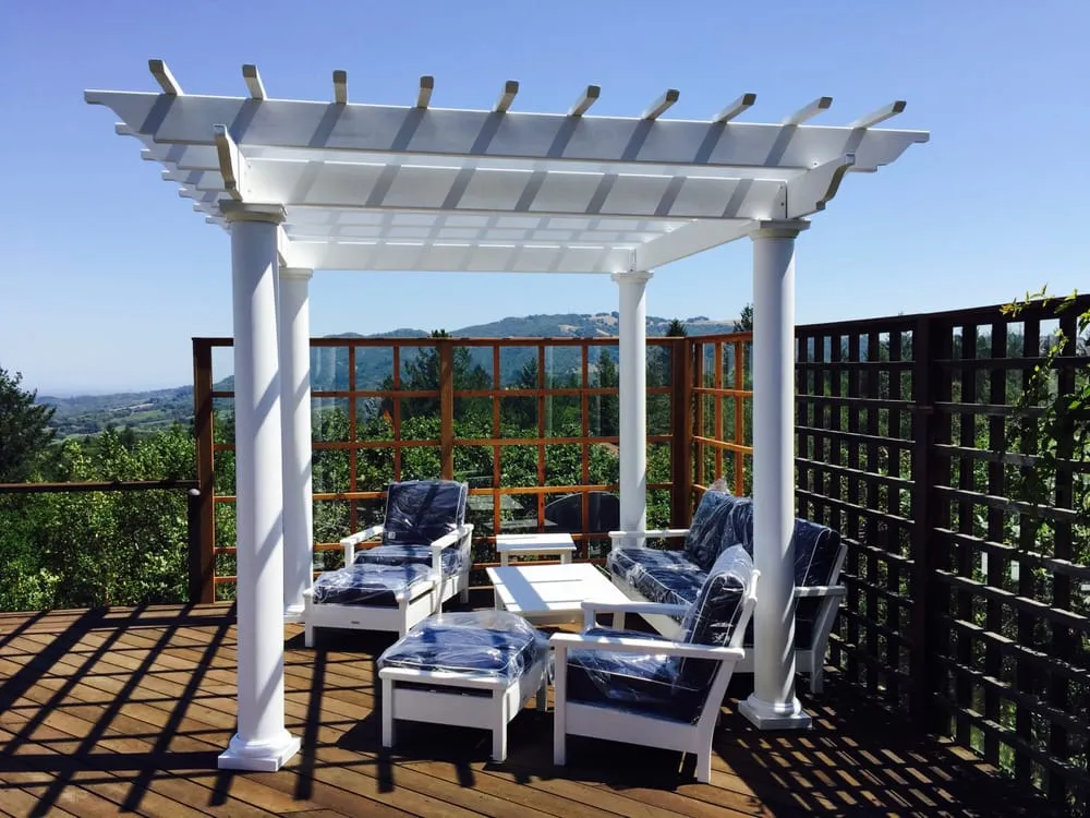 Professional lawn mowing service experts serving Windsor, CA - Visual Dream Landscapes