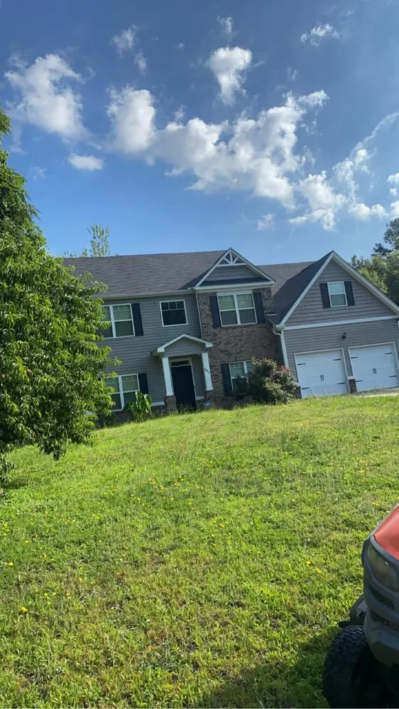 Top-rated lawn mowing service in Hephzibah, GA by Visual Lawn Care