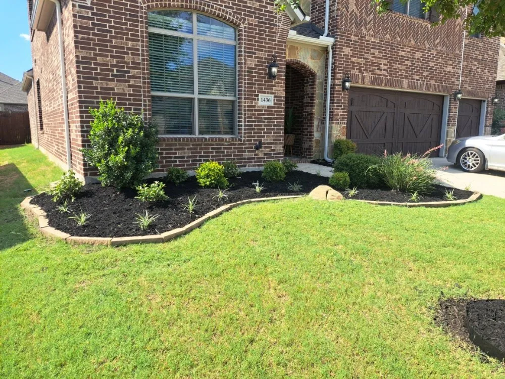 Top-rated yard maintenance for year-round maintenance across Whitewright, TX - Visual Mowing and Landscapes