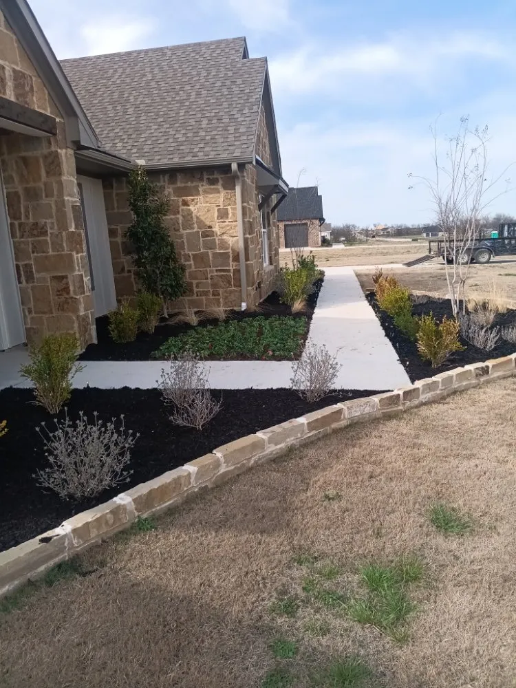 Trusted garden landscaping in Whitewright, TX by Visual Mowing and Landscapes