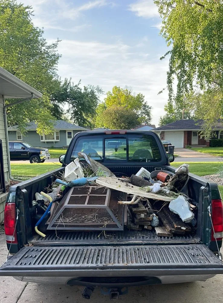 Custom lawn care service for year-round maintenance in Ankeny, IA by Vital View Services