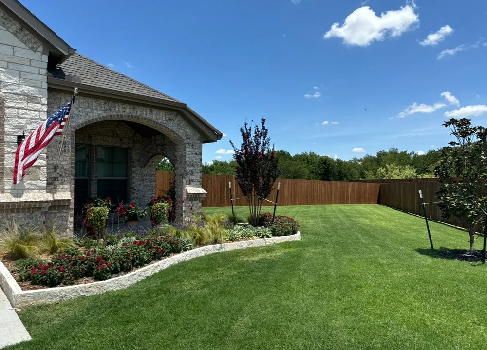 Professional yard cleanup service experts serving Crowley, TX - Vitex Services