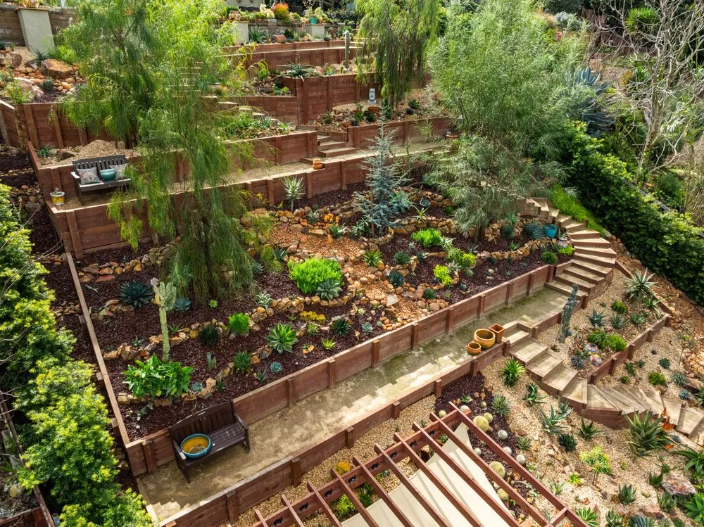 Top-rated residential landscaping in Calabasas, CA - Vitoli Landscape Design