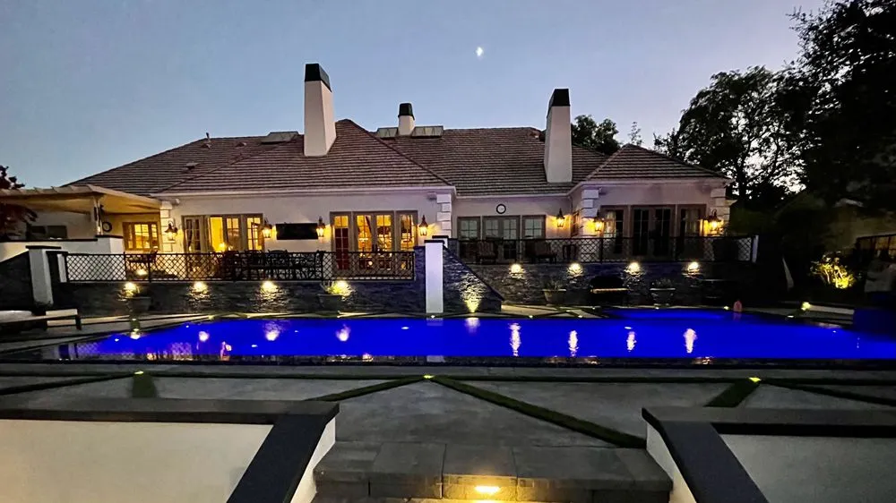 Reliable lawn mowing service for homes in Calabasas, CA by Vitoli Landscape Design