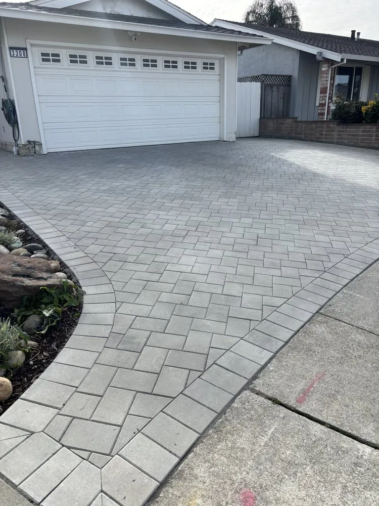 Local yard cleanup service for residential properties in San Pablo, CA by Vitoria Pavers Contractor