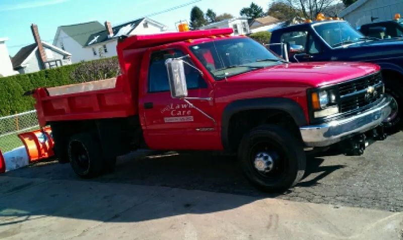 Top-rated yard maintenance experts serving Hazleton, PA - Vito's Lawn Care