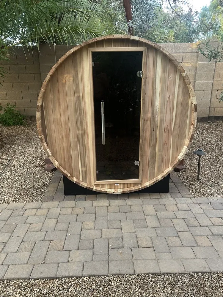 Custom yard maintenance experts serving Phoenix, AZ - Viva Landscape & Design