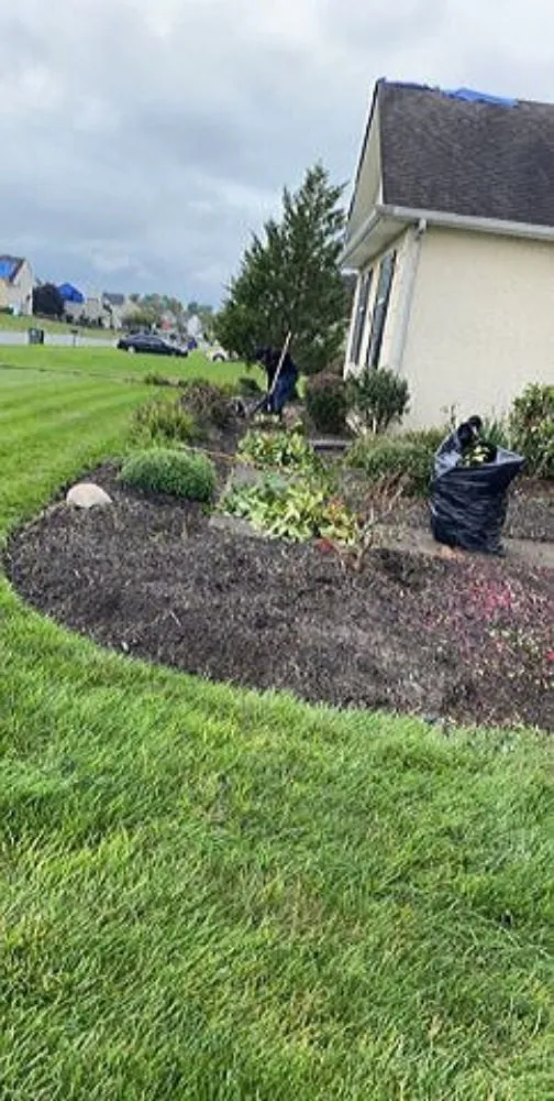 Reliable residential landscaping for residential properties across Newark, DE - Vivar Lawn Care & Landscaping Services