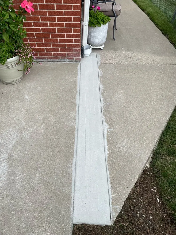 Reliable landscape design for outdoor upgrades in Des Plaines, IL by Vivas Landscaping