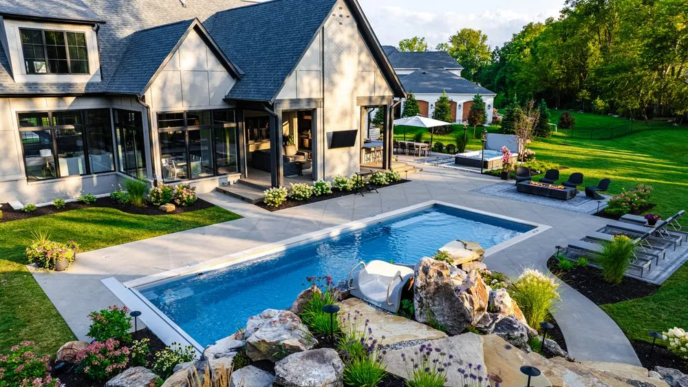 Custom lawn mowing service experts serving Fishers, IN - Vive Exterior Design