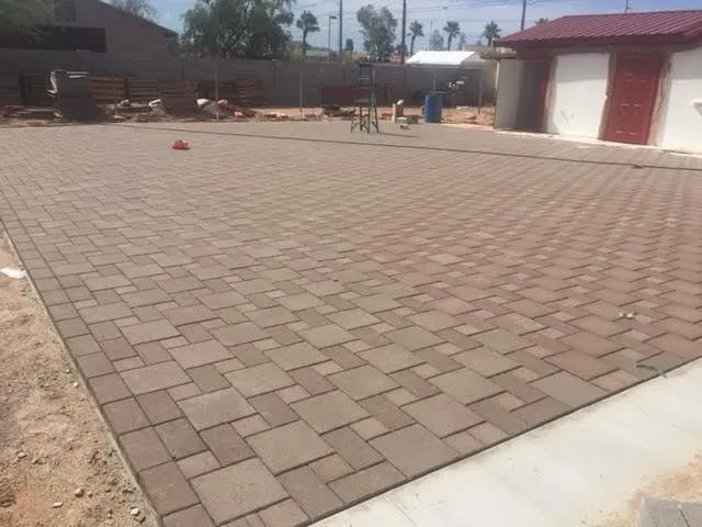 Professional yard maintenance in Casa Grande, AZ - Vivid Landscaping