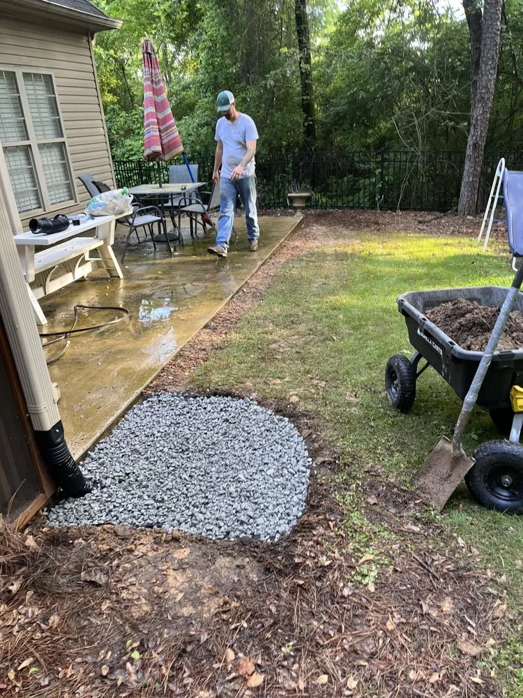 Reliable landscaping services experts serving Trussville, AL - Vivid Lawn Service