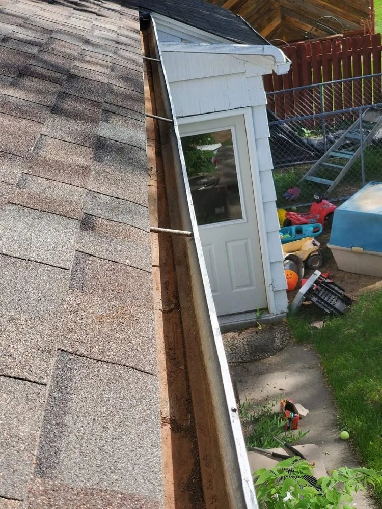 Local yard maintenance experts serving Miles City, MT - Vivid Lawns