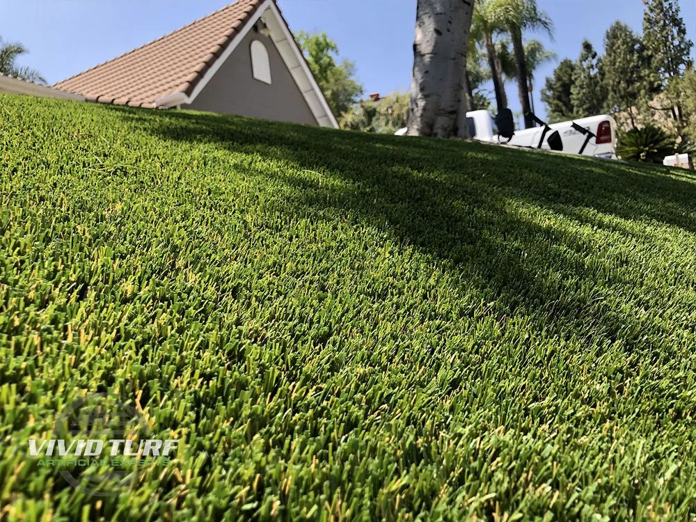 Custom outdoor landscaping in Huntington Beach, CA - Vivid Turf