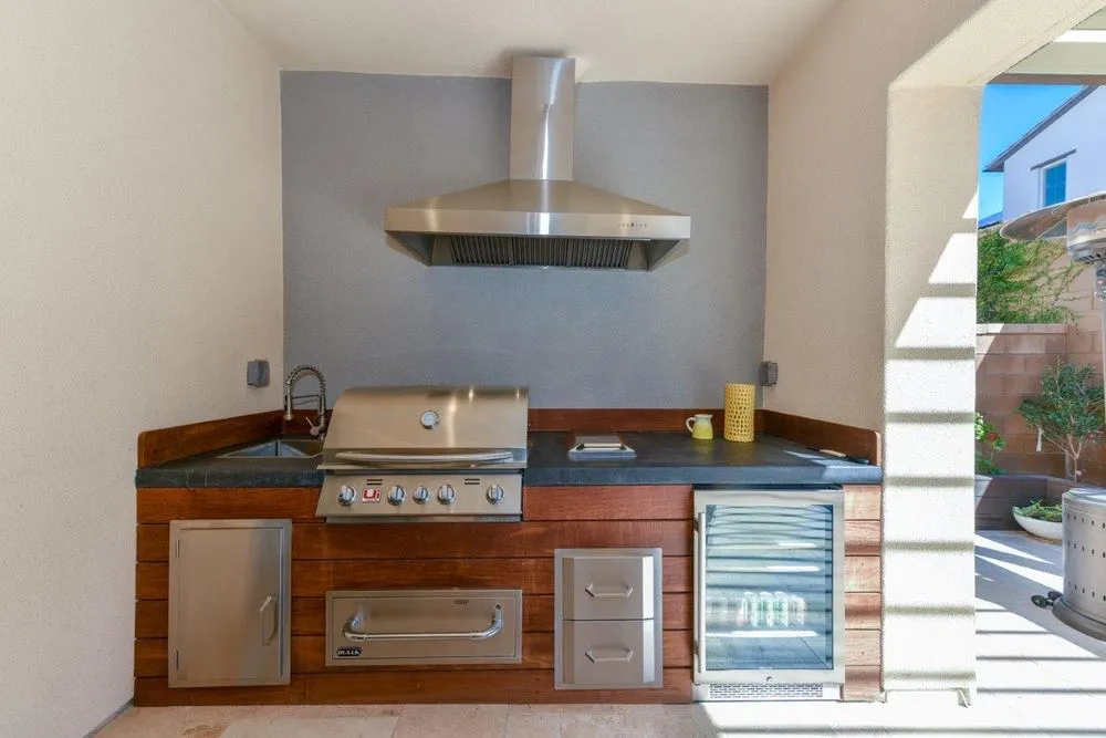 Affordable residential landscaping near you in Irvine, CA by V&J Design and Builders