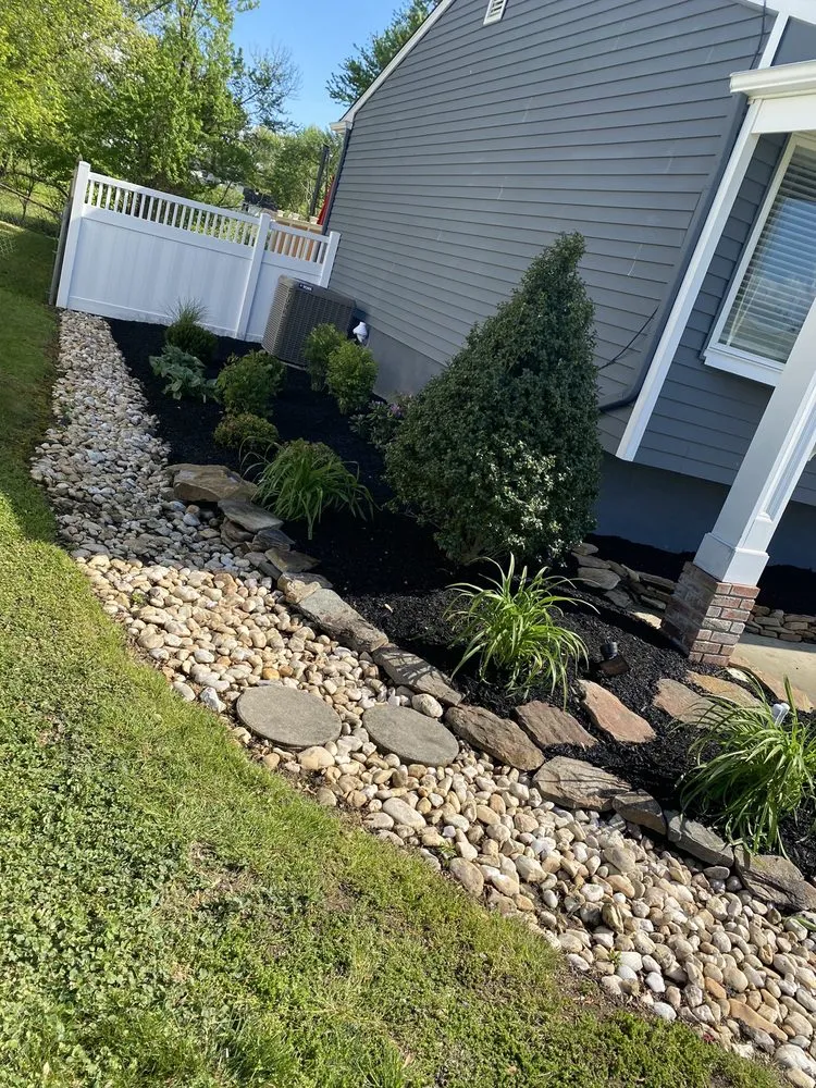 Reliable landscaping services in Blackwood, NJ by Vj Landscaping II & Landscape Center