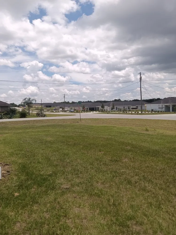 Affordable yard maintenance in Anthony, FL by VK Integrity Lawn & Landscape
