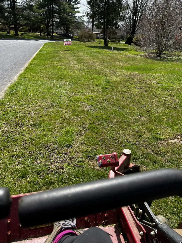 Affordable yard cleanup service in North Wales, PA by V&K landscaping