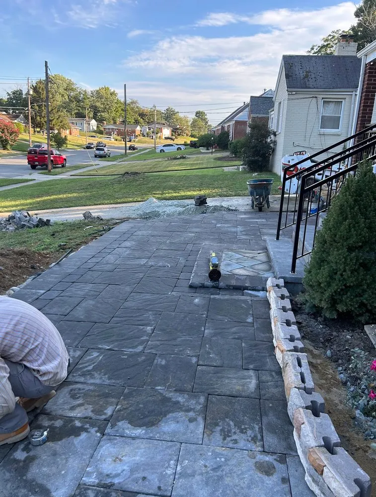 Professional landscape design for beautiful yards in Annapolis, MD by VLC landscaping services & patios