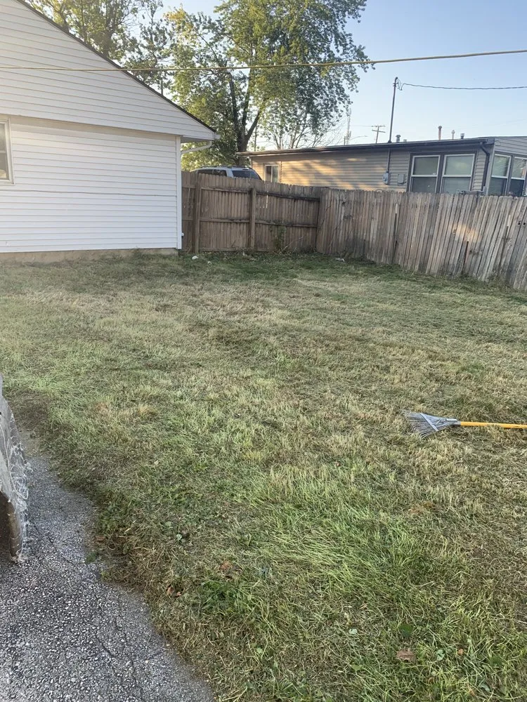 Top-rated outdoor landscaping in Fort Wayne, IN by Vlot Outdoor Services