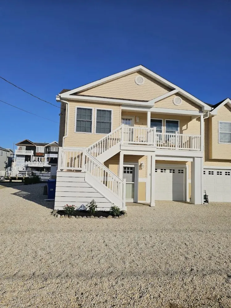 Local yard cleanup service for homes in Manahawkin, NJ by VLW Landscaping