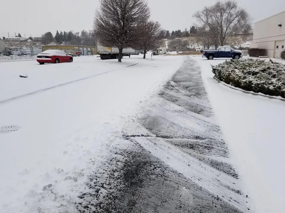 Top-rated yard maintenance in Kennewick, WA by VM General Landscaping and Lawn Care